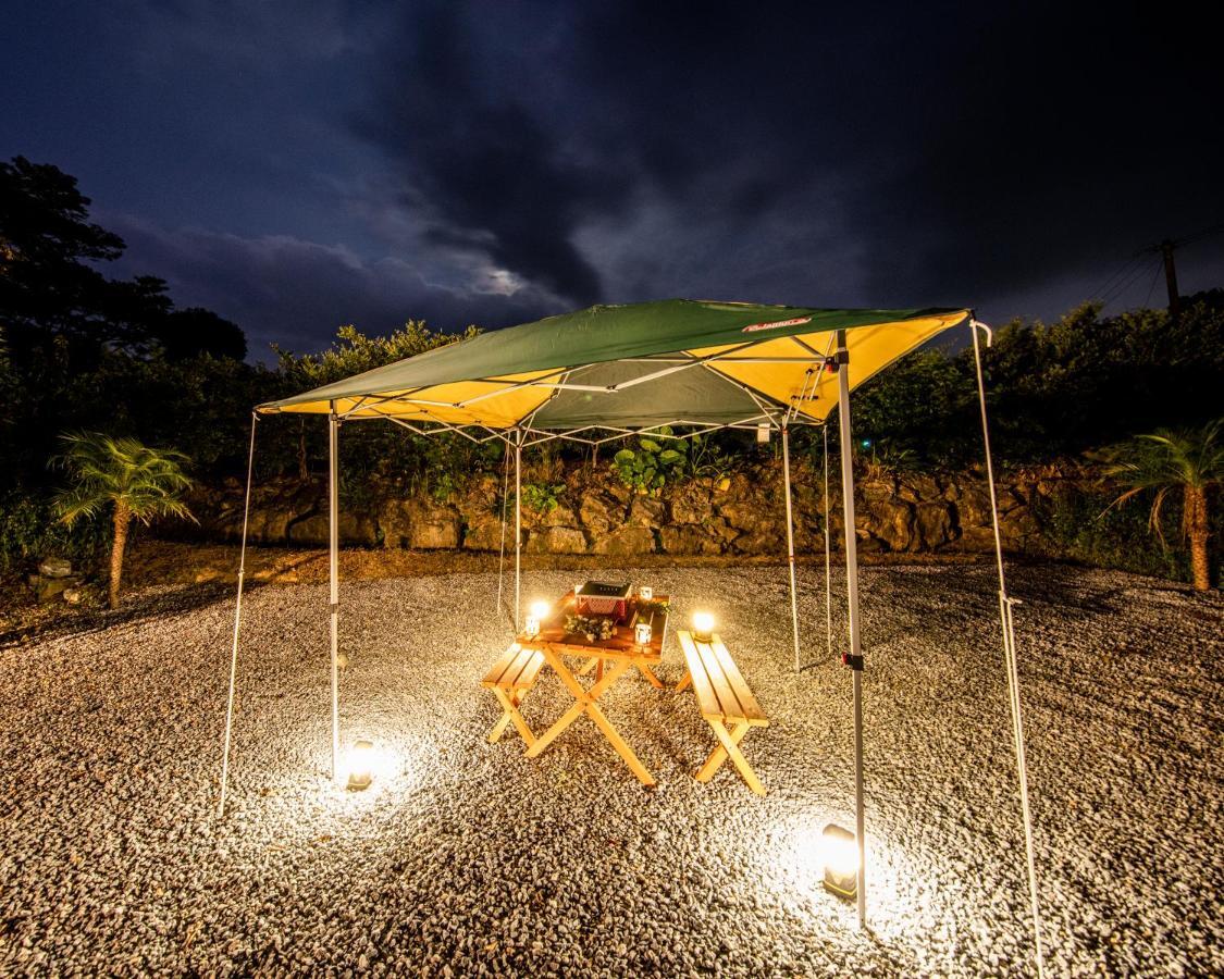 Okinawa Bbq Glamping Hotel Nakijin Buitenkant foto